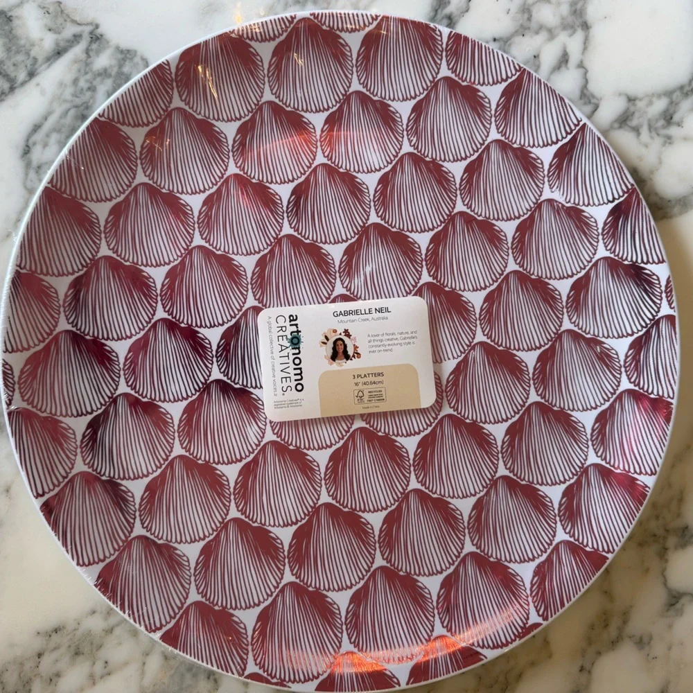 NWT Set of 3 Artonomo Creatives Red Seashell 16” Round Melamine Serving Platters